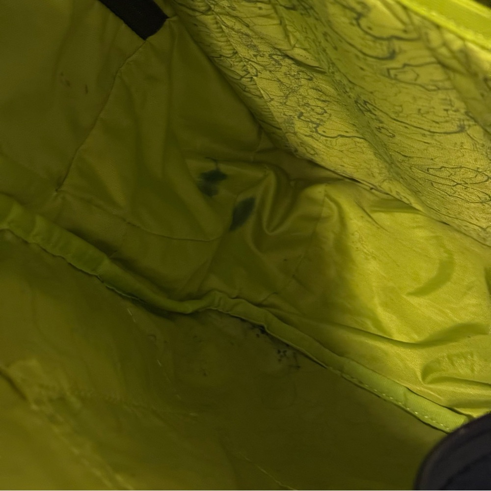 Pacsafe Venturesafe 15L GII Backpack - read - Picture 5 of 6